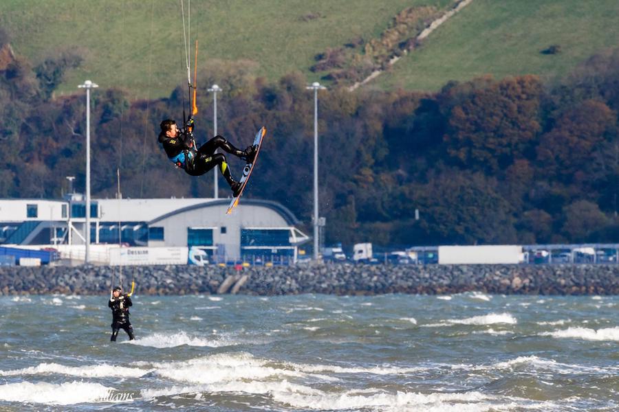 Big Air Weekender - November 2016 - Kitesurfing Lessons Scotland Edinburgh Glasgow Fife Dundee Aberdeen Kitesurf School